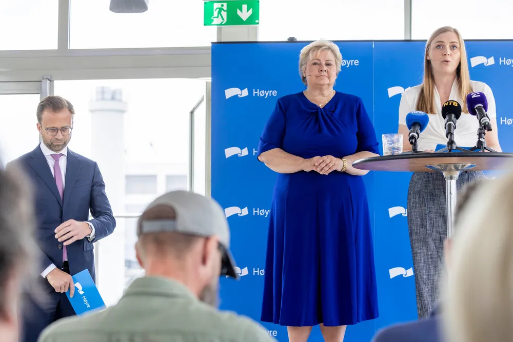 Pressekonferanse med Høyre. Erna Solberg, Tina Bru, Nikolai Astrup vil kutte både personskatt og skatten for næringslivet. Hva med å fokusere på næringslivets behov, spør Fiskeribladet.