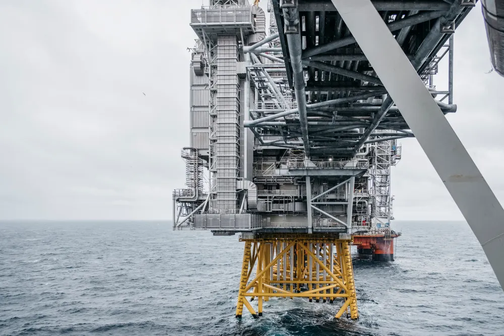 Utbyggingen av det enorme Johan Sverdrup-feltet i Nordsjøen vil føre til økt produksjon de nærmeste årene, men deretter starter den ubønnhørlige nedgangen på norsk sokkel.