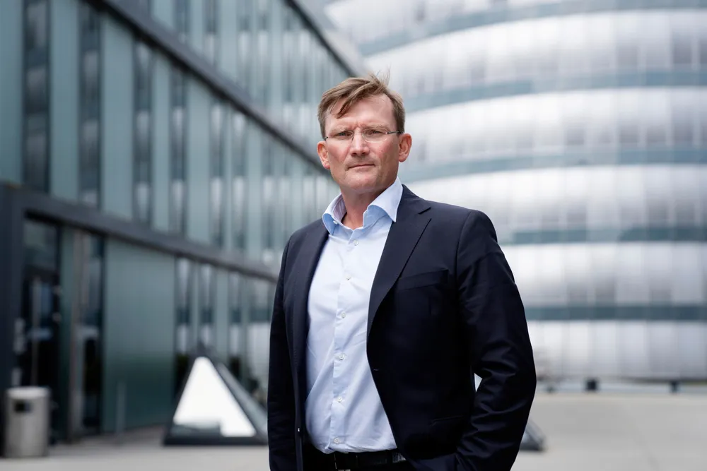 Halvor Engebretsen overtar som ny toppsjef i Sval Energi etter at to av hans kolleger måtte slutte.