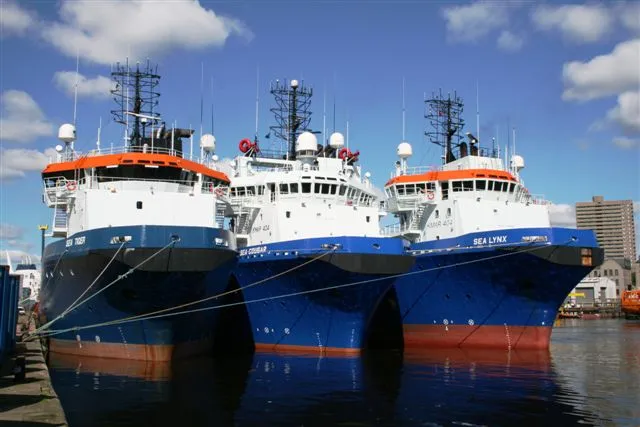 Charter party for vessel owner