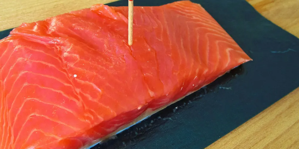 Chilean salmon prices rose slightly in week 4.