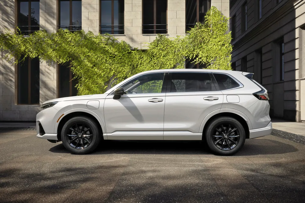 The new CR-V e:FCEV.