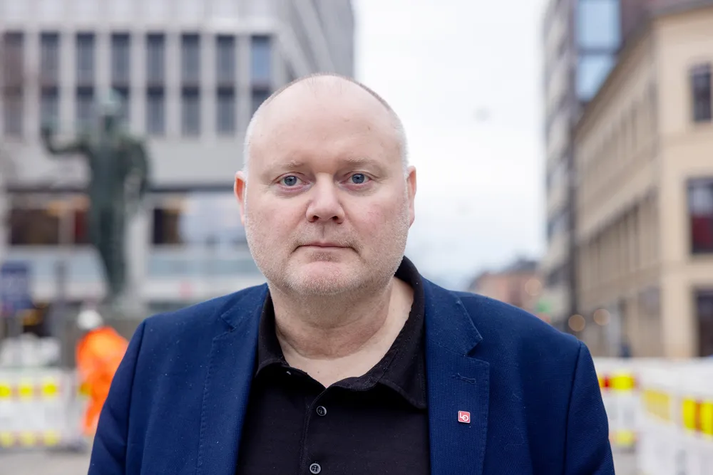 LO-sekretær Are Tomasgard rykker trolig opp som nestleder i LO torsdag. Han er krystallklar på at ligging nedover i organisasjonen, slik Fellesforbundet-sjef Jørn Eggum nylig innrømmet, ikke er lov i LO.
