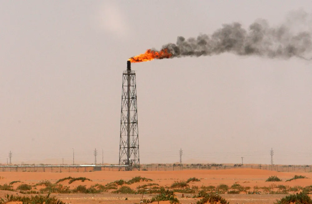 Output: Saudi Arabia pumps less crude