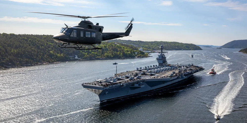 Den amerikanske hangarskipet USS Gerald R. Ford på vei inn i Oslofjorden 24 .mai. Nå er skipet i Nord-Norge.