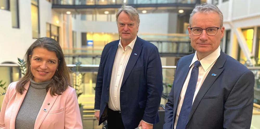Fra høre: Liv Kari Eskeland, Ove Trellevik og Olve Grotle. Alle stortingsrepresentantar frå Høyre.