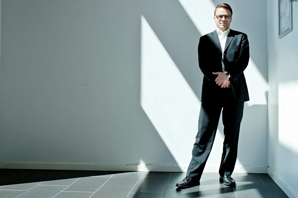 Sammen kan vi akselerere utbygging av infrastruktur og tilby våre kunder en enda mer sømløs og sikker opplevelse», sier Martin Lippert, konsernsjef i Global Connect som skal lede det nye fiberkonsernet.