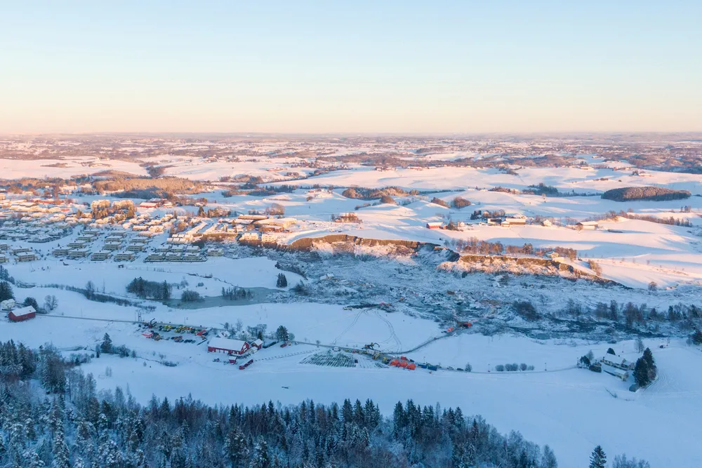 I områder som ligger høyere enn 200 meter over havet, er det ikke kvikkleire. Mer av boligbyggingen burde ha foregått der, skriver Knut Bjørlykke.