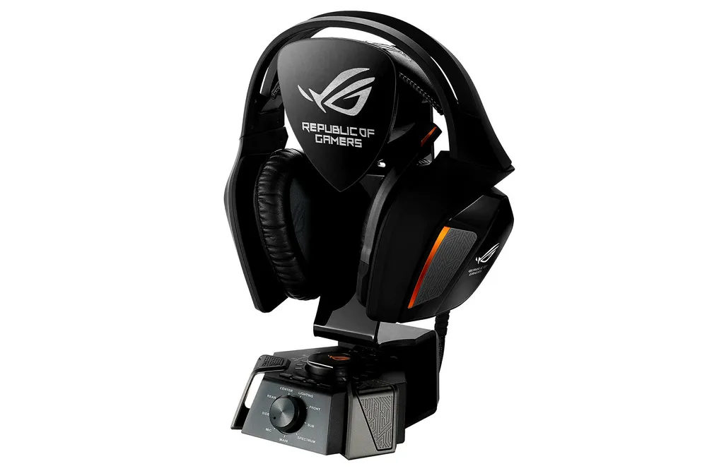 Seriøs spilling krever seriøse hodetelefoner, med full surround. Foto: Asus