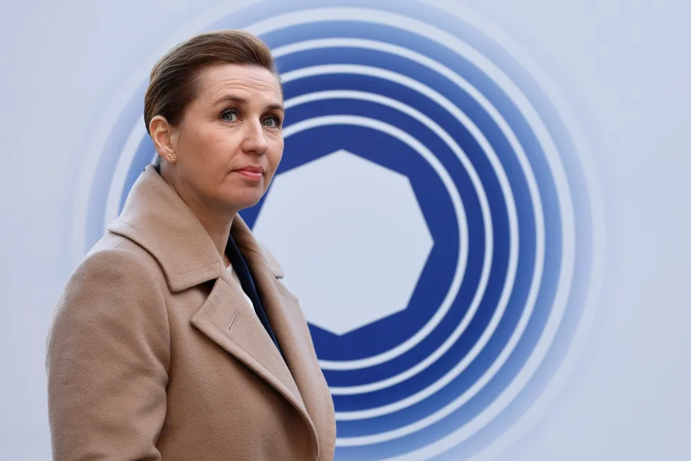 EUs ledere er ikke helt enige om måten å møte Donald Trumps trusler. Finlands statsminister vil ha forhandlinger, Danmarks Mette Frederiksen vil ha kraftfulle svar.