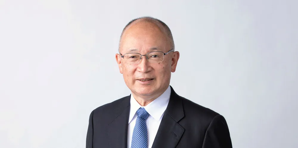 Mitsui OSK Lines’ president and CEO Takeshi Hashimoto has signed up for two LNG-fuelled ferries at Naikai Zosen.