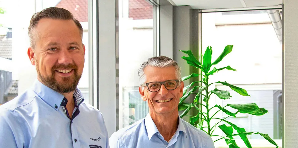 Daglig leder Stian Martinsen (til venstre) og styreleder Peter Svarrer i Trainor satser tungt på sikkerhetsopplæring i fornybarsektoren.