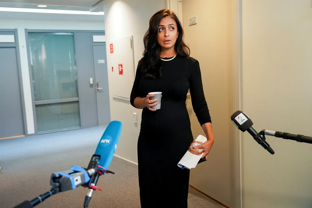 – Høyre sine stadige forsøk på å rettferdiggjøre at mindre formuesskatt skaper flere arbeidsplasser må fortone seg som et mareritt, sier Ap-nestleder og finanspolitisk talsperson Hadia Tajik.