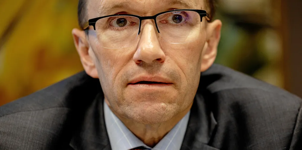 Utenriksminister Espen Barth Eide (Ap) ønsker økt landbrukstoll, noe som kan bli totalt ødeleggende for norsk fiskerinæring. Et svært dårlig ønske, fra regjeringens største EU-forkjemper.