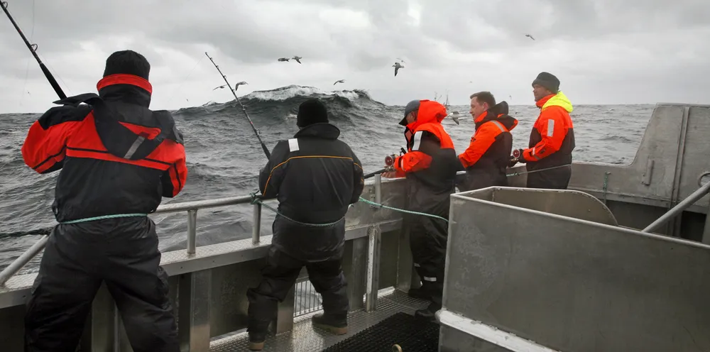 Turistfiske skaffer Kyst-Norge betydelige inntekter, understreker Sp-politiker Geir A. Iversen, som også ønsker bedre kontroll med næringa.