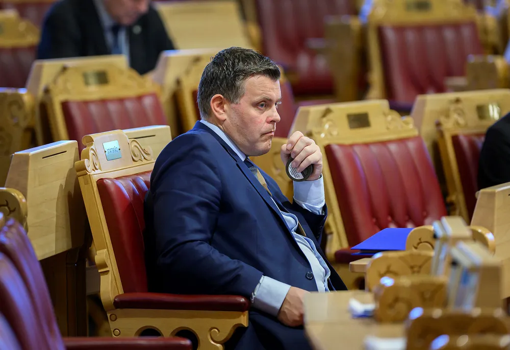 Justisminister Jøran Kallmyr kommenterer en pågående straffesak. Han burde fått vurdert sine uttalelser i forkant – de kan leses som en konstatering av strafferettslig ansvar for IS-kvinnen.