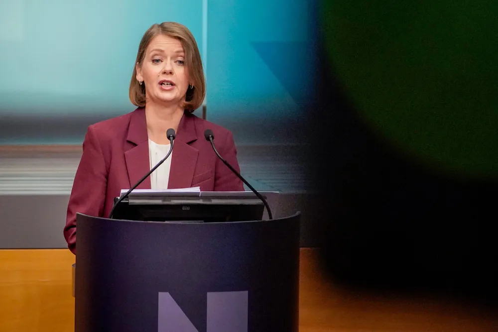 Norges Bank og sentralbanksjef Ida Wolden Bache har besluttet å kutte renten.