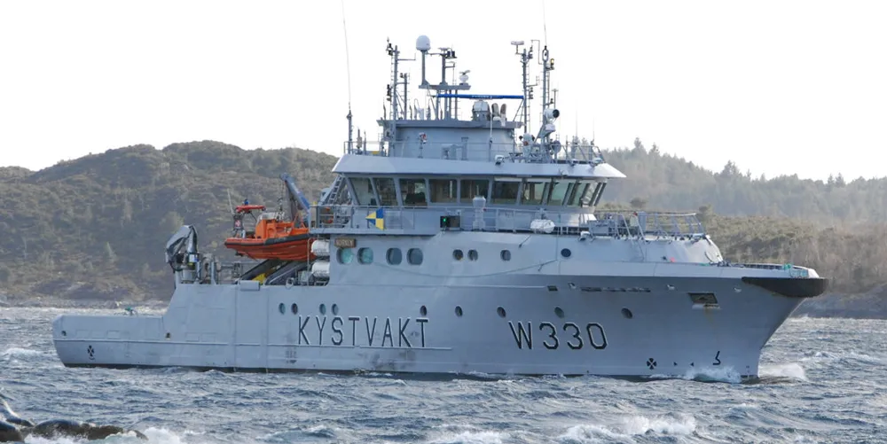 Det var Kystvakten og KV «Nornen» som avslørte alle hummerlovbruddene til yrkesfiskeren.