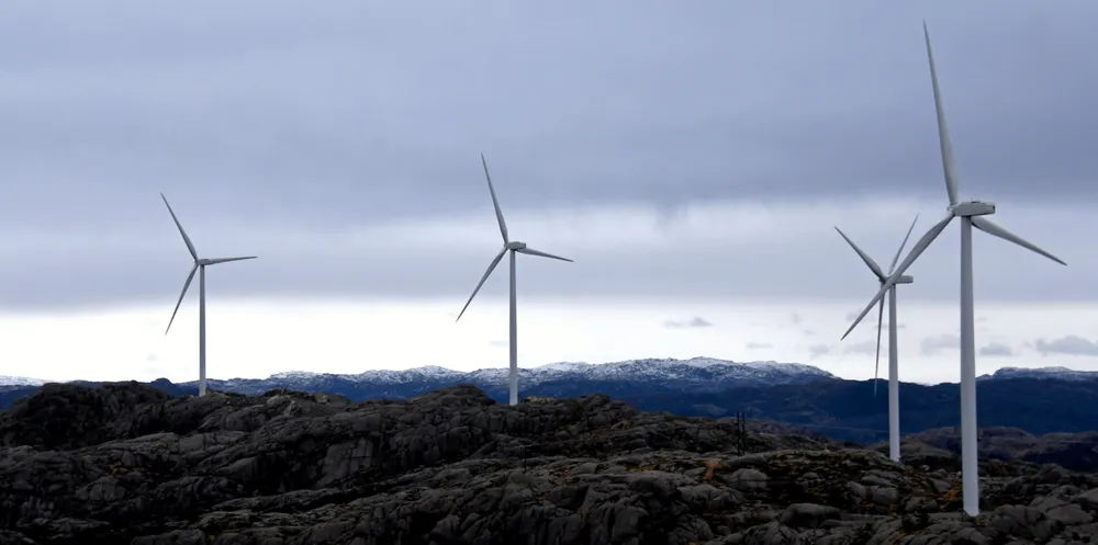 Da Egersund Vindpark ble nevnt i en episode av NRKs underholdningsprogram «Exit», satte det i gang en debatt om åpenheten rundt eierskap i vindkraft.