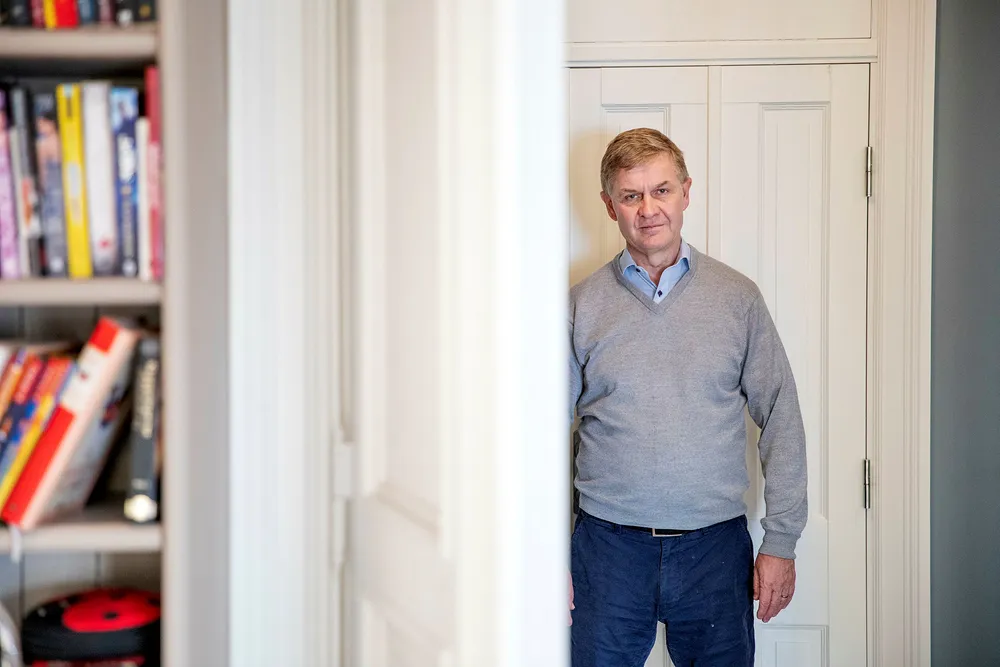Erik Solheim skal jobbe i kvart stilling innledningsvis og lede stiftelsen Plastic Revolution Foundation, som ble etablert av REV Ocean.