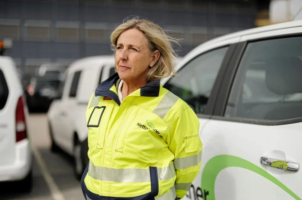 Vibeke Strømme sluttet som administrerende direktør i Nettpartner i fjor høst. Etter halvannet år i jobben satt hun igjen med flere milioner kroner i sluttpakke. Selskapet eies av Fredrkstad Energi og Å Energi i fellesskap.