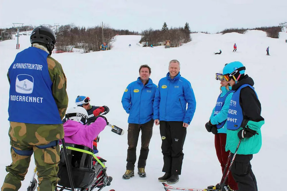 Eierne av Beitostølen Resort Atle (til venstre) og Bjørnar Hovi, stenger nå ned både hoteller og alpinanlegg.