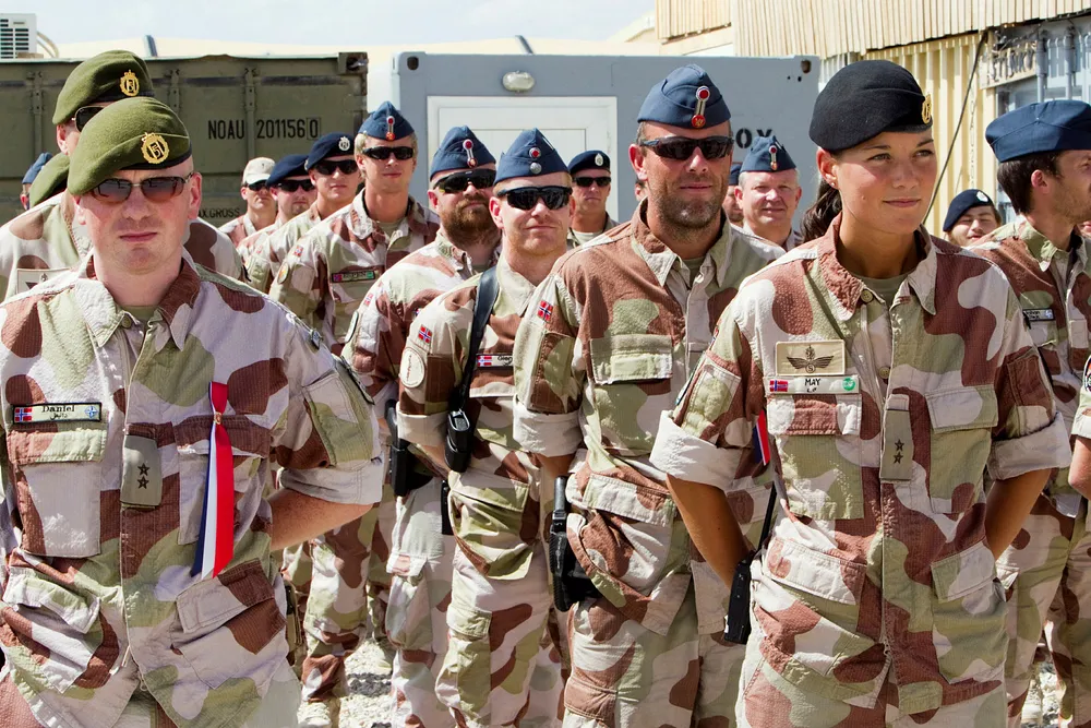 Norge har brukt over 32 milliarder på militæroperasjoner i utlandet. Mest penger brukte Forsvaret i perioden fra 2000 til 2004. Operasjonene i Midtøsten, Bosnia/Kosovo, Afghanistan og Irak kostet i alt nærmere 7,7 milliarder kroner.