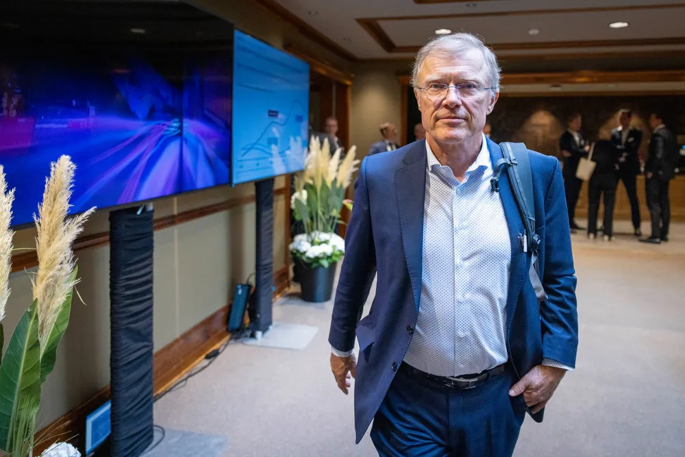 Peter Hermanrud har sikret 10–15 prosent av porteføljen som følge av handelsuro, men: – Jeg var mer redd før jeg begynte å jobbe med det, sier han.