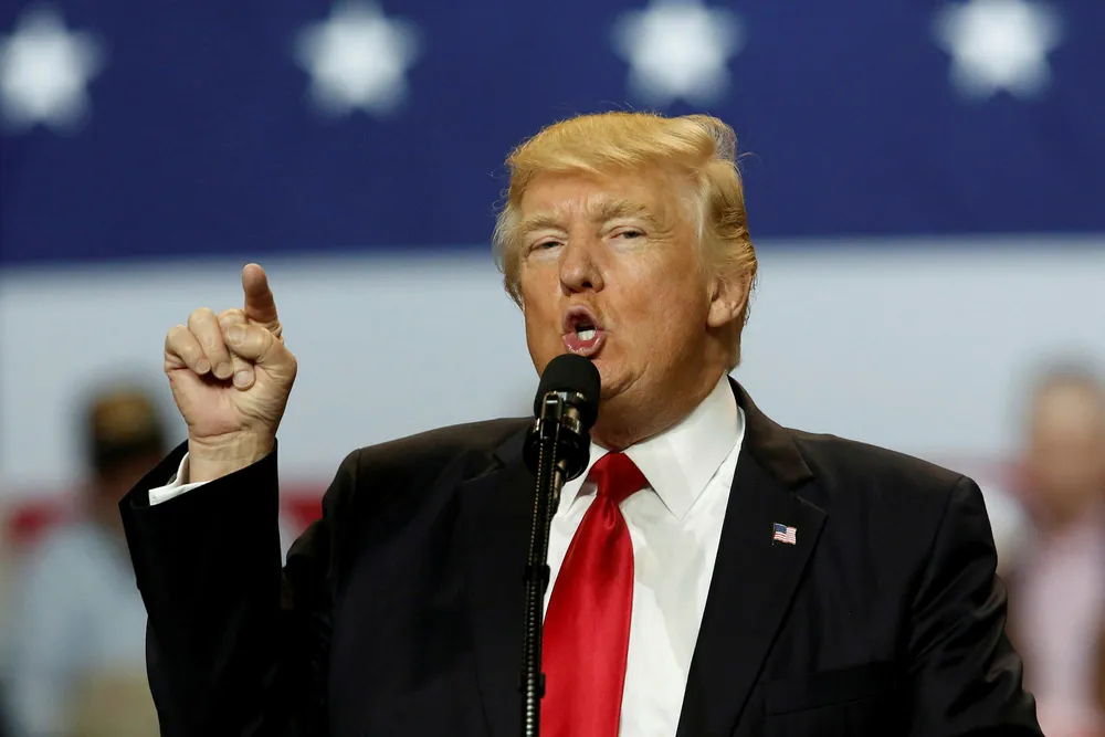 USAs president langer ut mot Det amerikanske justisdepartementet på Twitter søndag. Bildet er fra et arrangement i Kentucky Exposition Center i Louisville i delstaten Kentucky i slutten av mars i år. Foto: Jonathan Ernst / REUTERS / NTB Scanpix