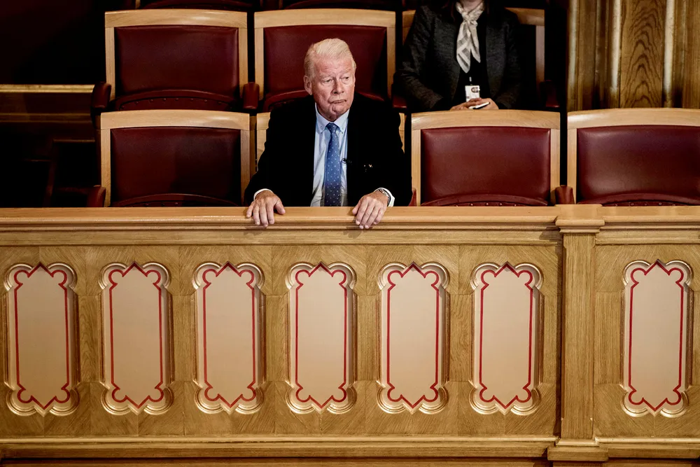 Carl I. Hagen ble ikke Stortingspresident, han fikk ikke Stortinget med på at vara- og stortingsrepresentanter kan velges til Nobelkomiteen, og i dag ble det kjent at han ikke blir eldreminister i Erna Solbergs utvidede regjering. Foto: Fartein Rudjord