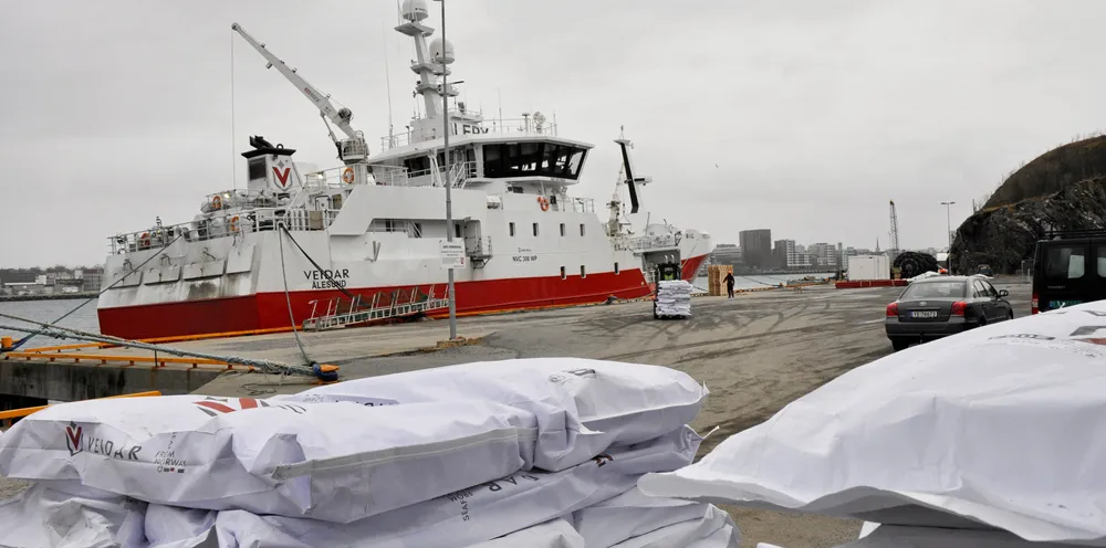 Lossing av fisk fra, i dette tilfellet «Veidar» i fjor vinter, ved Nordland Fryseterminal.