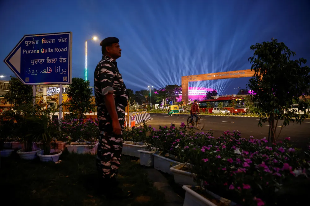 Det er et stort sikkerhetsoppbud ved konferansesenteret Bharat Mandapam i New Delhi, hvor toppledere fra hele verden skal delta under årets G20-møte.