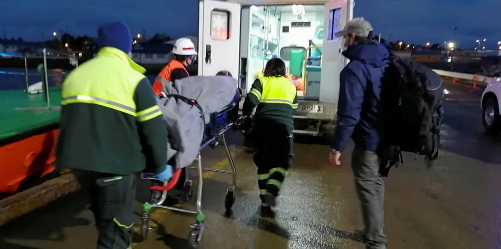 An AquaChile worker was hit by electricity while performing maintenance works on July 24.