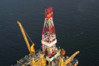 Queiroz Galvão "Olinda Star" semi-submersible drilling rig