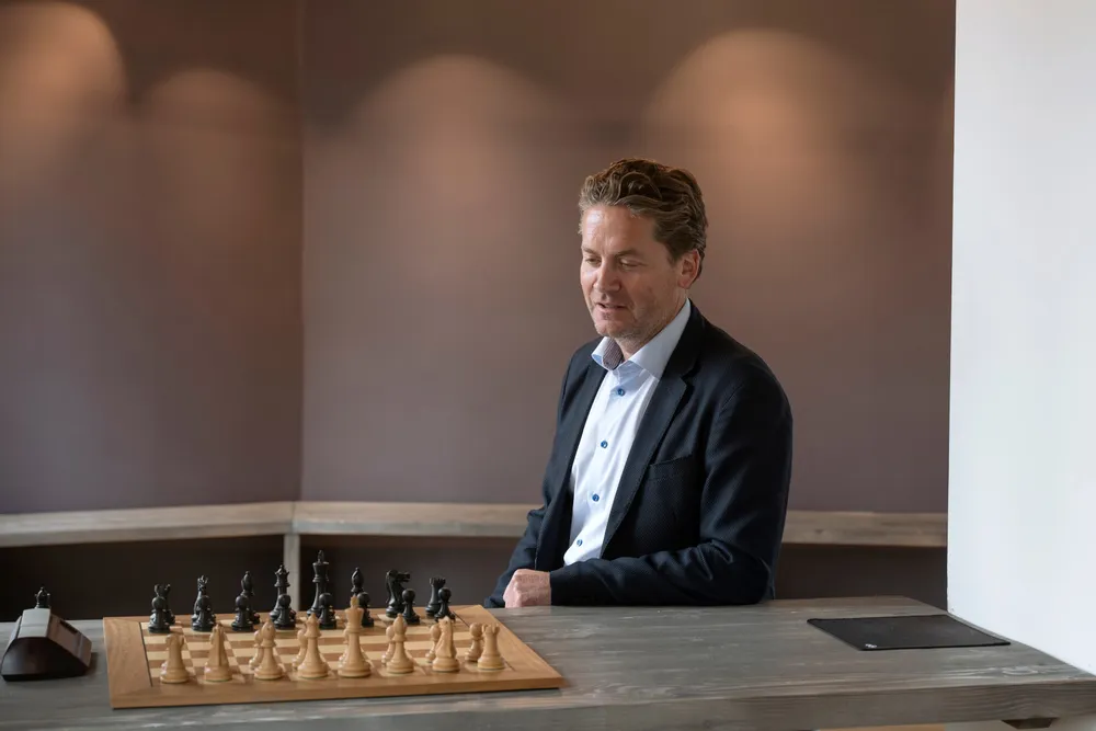 Kunstig intelligens har filleristet andre deler av utdanningsteknologisektoren de siste dagene. – Det vi gjør er å levere verktøyene for å skape, og all teknologi som kan hjelpe oss å bli bedre er interessant, sier Kahoot-sjef Eilert Hanoa.