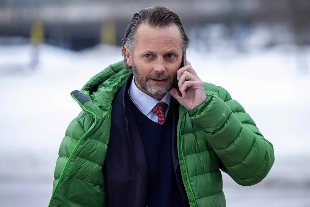 «Bærer klart preg av å utgjøre skinnbegrunnelser for oppløsning eller innløsning», skriver advokat Olav Fr. Perland i et fersk sluttinnlegg på vegne av reder Thomas Wilhelmsen og hans team.