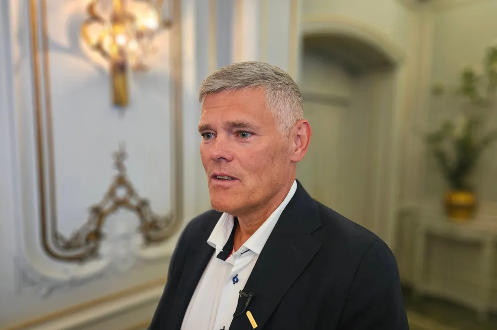 – Selv om resultatet er påvirket av utfordringer på sjø viser også resultatet at strukturen vi har i SalMar er solid og rigget for å håndtere utfordrende perioder, sier Salmar-sjef Frode Arntsen om tredje kvartal.