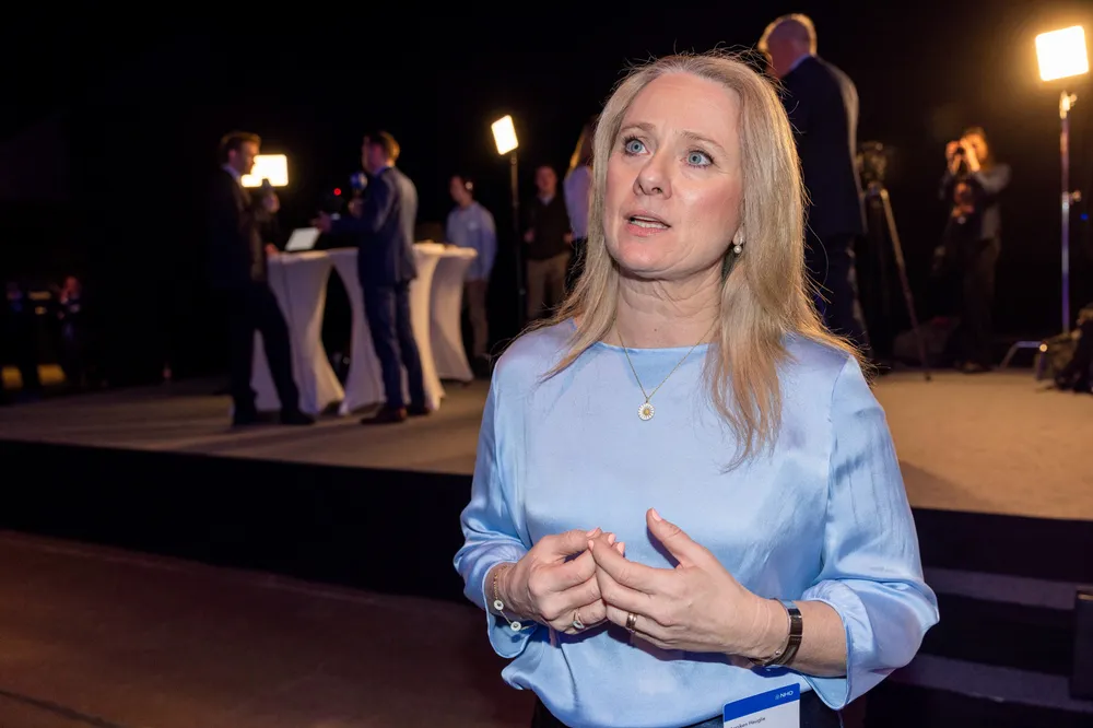 Anniken Hauglie og NHO mener kjernekraft ikke er aktuelt å satse på i Norge før om lenge. Hun støtter seg på en Rystad-rapport som ble lagt frem i Oslo mandag.