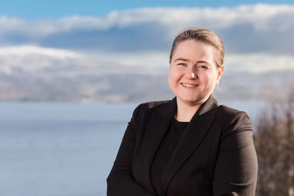 Mary Ann Mostraum og hennes rederi Roslagen shipping, vant prisen «Årets maritime lærebedrift» på Rederikonferansen i Ålesund.