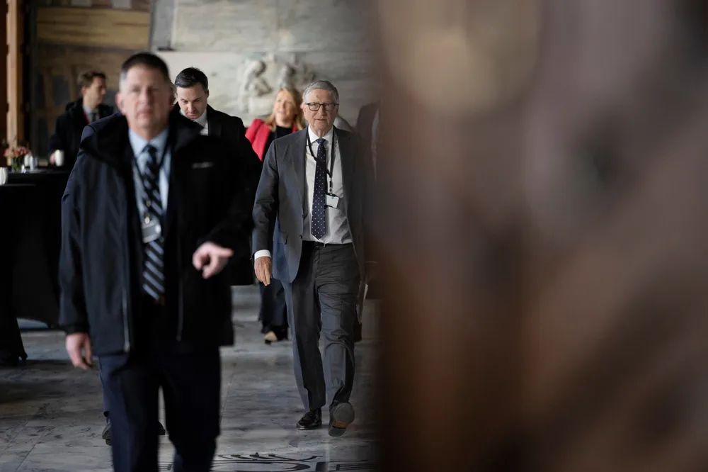 Microsoft-gründer Bill Gates deltok onsdag 15. februar på Oslo Energy Forums første dag i Oslo rådhus. Gates er fortsatt involvert i nye produkter fra Microsoft. Kunstig intelligens (AI) er den nye store teknologien, spår han.