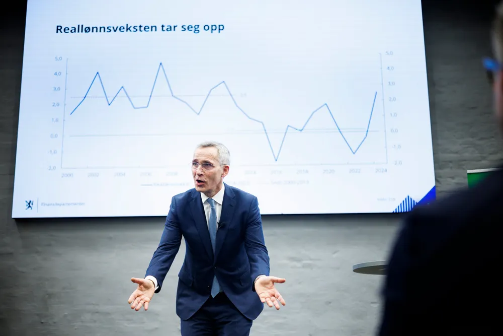 Finansminister Jens Stoltenberg (Ap) bør også vurdere om forsøket med arbeidsfradrag kan svekke skatteviljen eller tilliten til velferdsordninger hos unge som ikke får fradrag, mener adferdsøkonom.