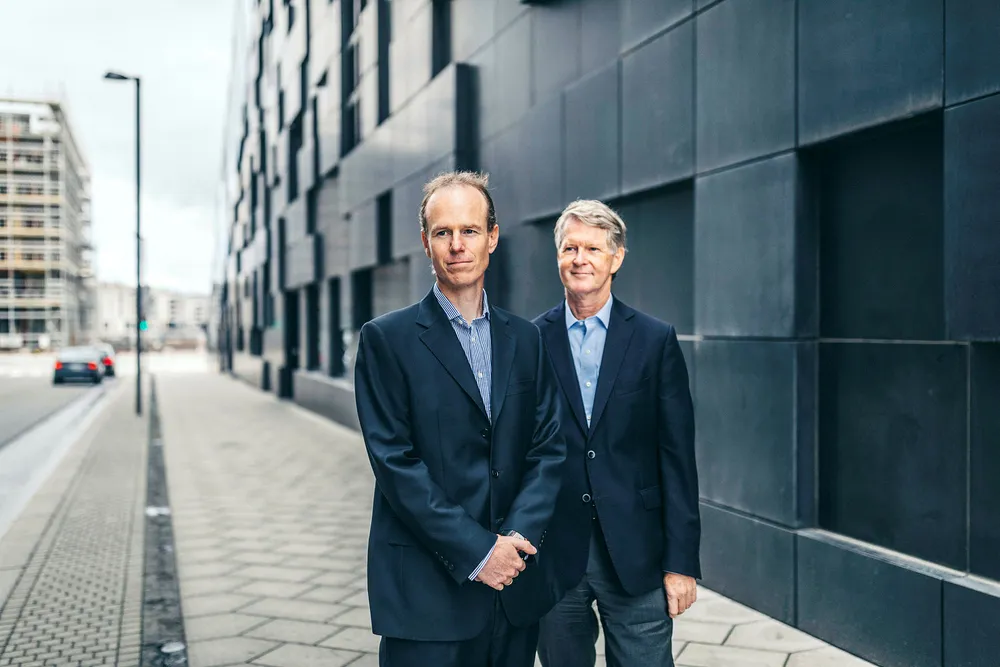 Mange selskaper har ikke levd opp til estimatene for fjerde kvartal, men aksjestrateg Paul Harper (til venstre) og analysesjef Morten Jensen i DNB Markets tror på børsoppgang i år.