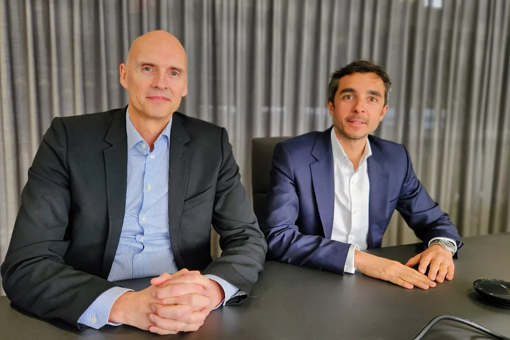 Tom Darell, administrerende direktør i Nord Pool, og Camille Beudin, Euronext/styreleder i Nord Pool, er klare for å lansere finansielle kraftderivater i mars 2026.