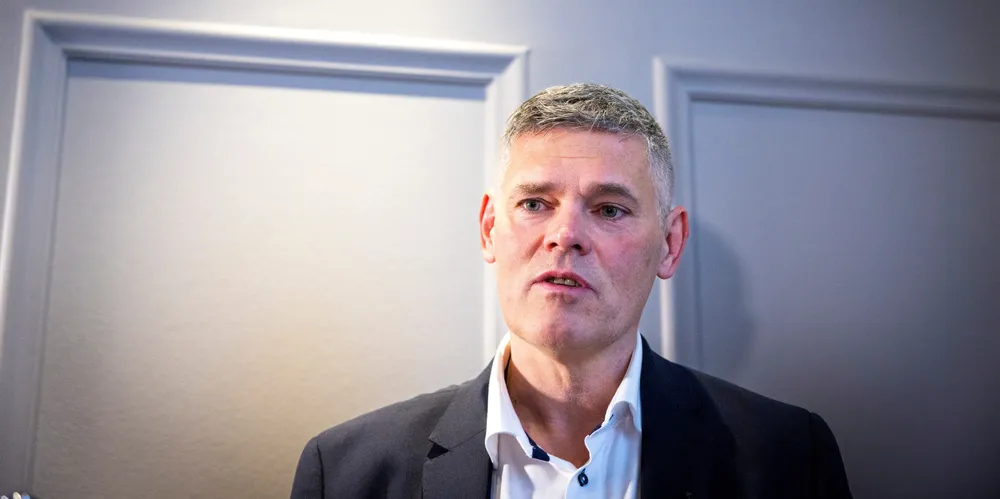 Salmar-sjef Frode Arntsen, her avbildet under forrige kvartalspresentasjon. Arntsen tok over som Salmar-sjef høsten 2022.