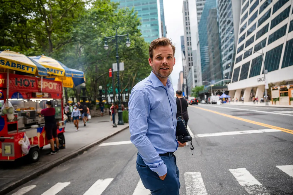 Thomas Walle er gründer av selskapet Unacast, som driver med posisjonsdata. Her avbildet i New York, der selskapet har kontorer.