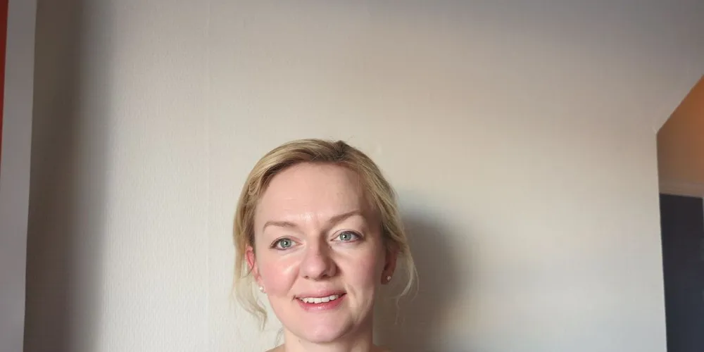 Solveig Skjei Knudtsen, som er koordinator for fylkeskommunenes akvakultursamarbeid, kan vise til stor tidsbesparelse i behandling av havbrukstillatelser. Foto: Nils Torsvik