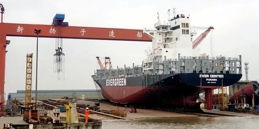 Yangzijiang Shipbuilding is making its break into LNG carrier construction.