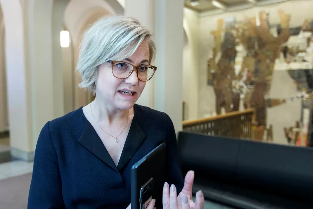 Ingvild Kjerkol svarer etter at partifellen Arild Grande mandag sendte inn en bekymringsmelding om forholdene i Trøndelag Arbeiderparti.