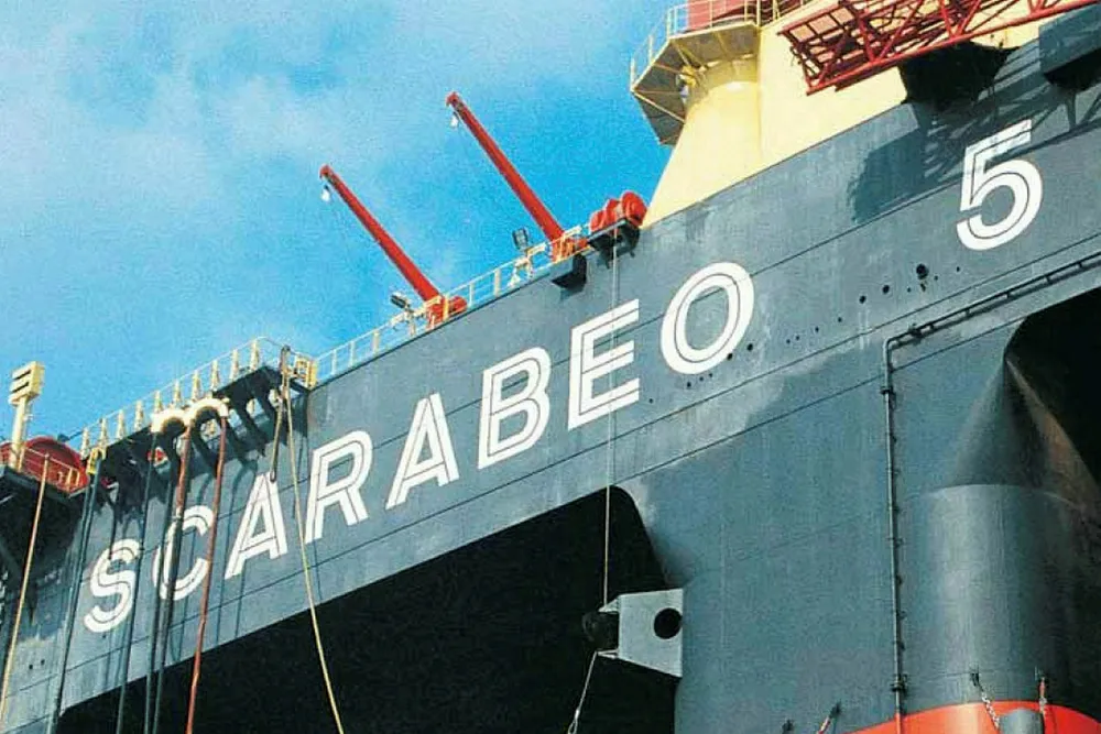 Fire: Scarabeo 5 . .