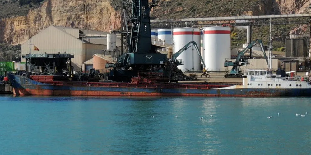 The cargoship Bella has been banned from Paris MOU ports. The ship skipped a repair call in Greece.
